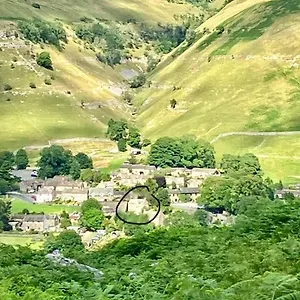 https://the-wharfe-cosy-comfortable-retreat.yorkshirehotels.net