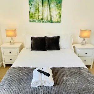 https://18-horner-street.yorkshirehotels.net